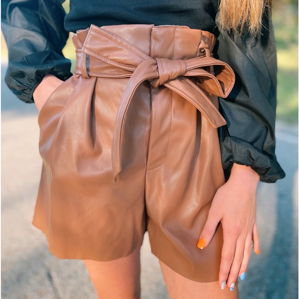 tie waist paperbag shorts
